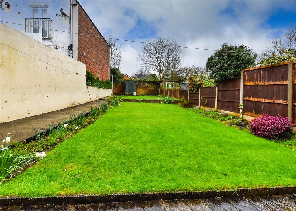 1 Pennhouse Avenue - Garden (2).jpg