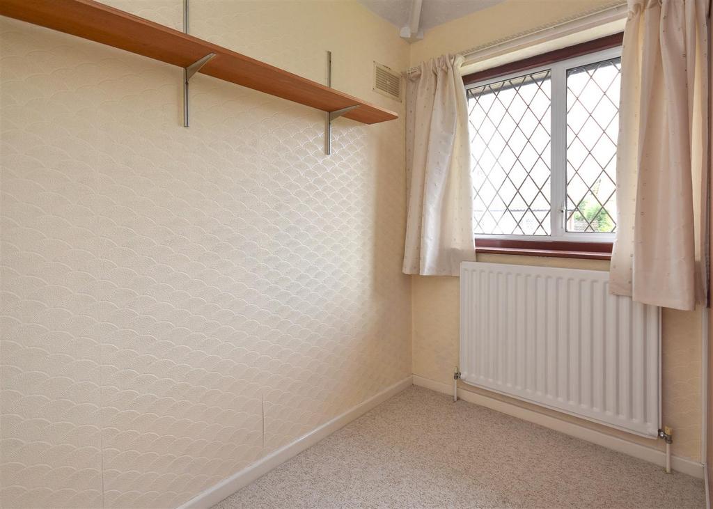 123 Wombourne Park - Bedroom 3.jpg