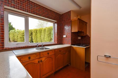 123 Wombourne Park, Wombourne, Wolverhampton, WV5 0LX
