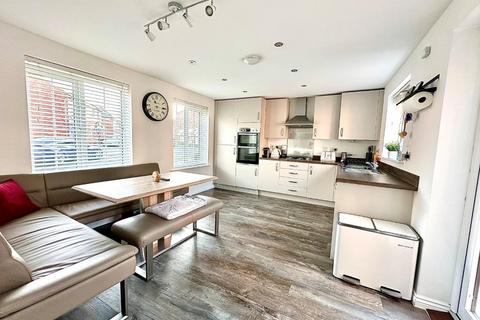 213 Damselfly Road, Northampton, NN4 9EY