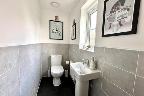 213 Damselfly Road, Northampton, NN4 9EY