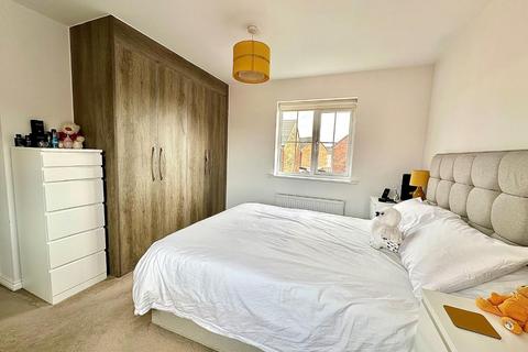 213 Damselfly Road, Northampton, NN4 9EY