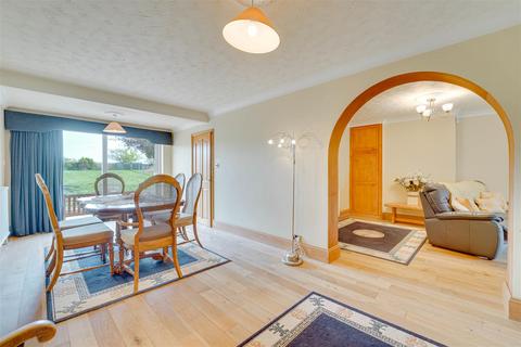 5 bedroom detached house for sale, Swaffham Road, Cambridge CB25