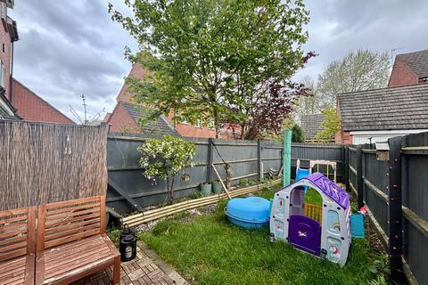 39 Badger Lane, Grange Park, Northampton, NN4 5DH
