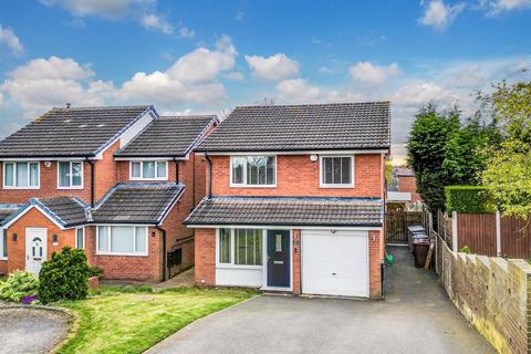 3 bedroom detached house for sale, Brayshaw Road, Wakefield WF3