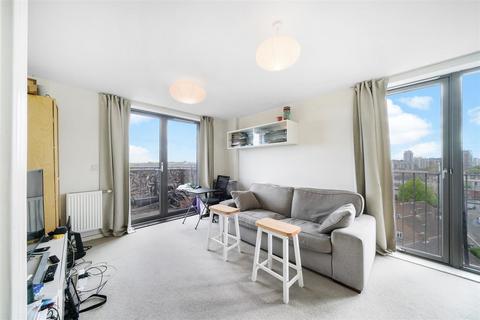 2 bedroom apartment for sale, Maddison Court, Canning Town E16