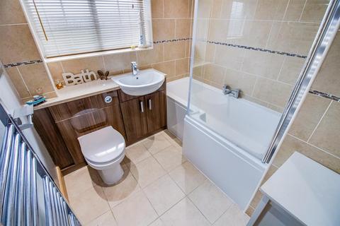 12 Glenfields, Netherton, Wakefield, WF4 4SH