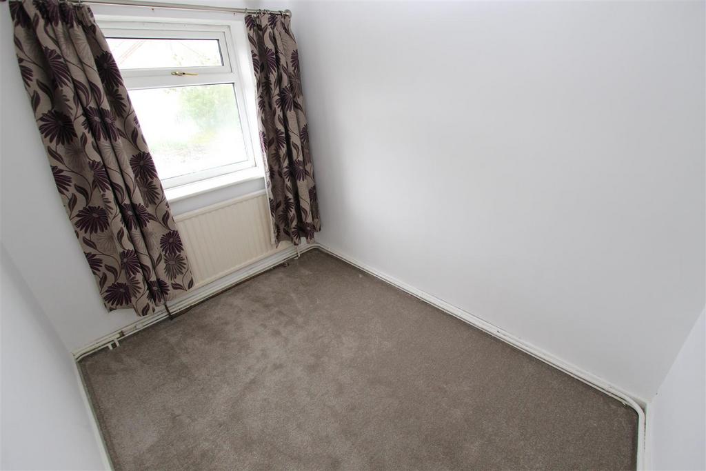 Bedroom 3.JPG