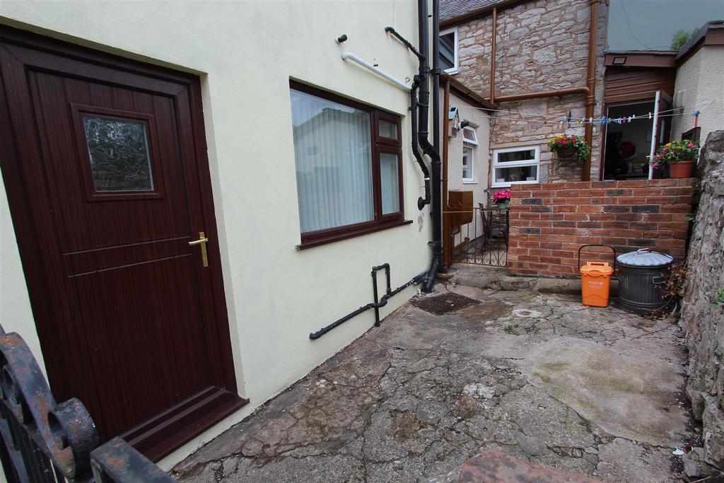 Rear Yard.JPG