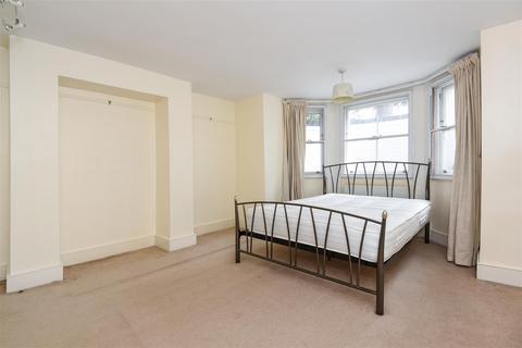 1 bedroom flat to rent, Upper Richmond Road, London