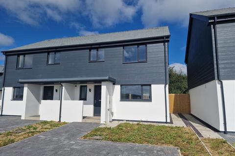 3 bedroom semi-detached house to rent, Trevithick Way, Newquay TR8
