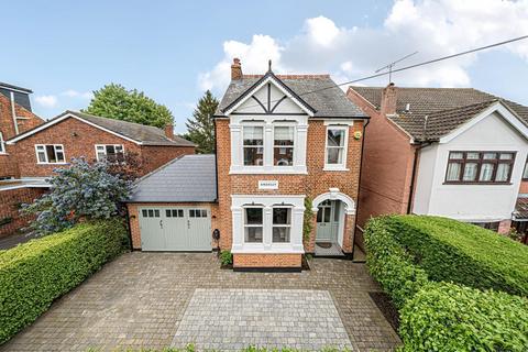 4 bedroom detached house for sale, King Georges Road, Pilgrims Hatch, Brentwood