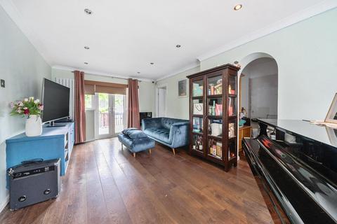 4 bedroom link detached house for sale, Caddis Close, Stanmore HA7