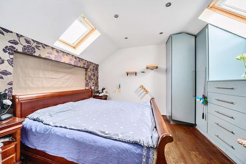 5 Caddis Close, Stanmore, HA7 3TL