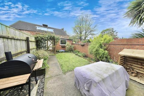 143 Summergangs Road, Hull, HU8 8JY