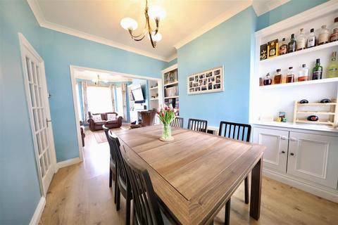143 Summergangs Road, Hull, HU8 8JY