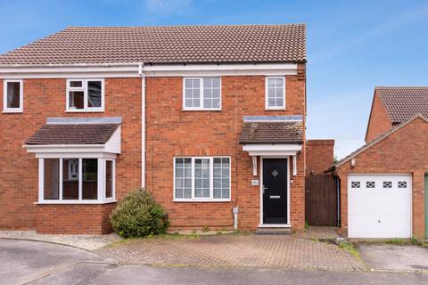3 bedroom semi-detached house for sale, Philip Gardens, St Neots PE19