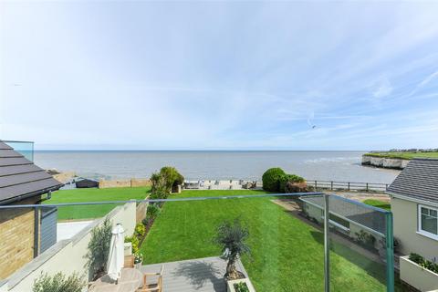 4 bedroom detached house for sale, Epple Bay Avenue, Birchington