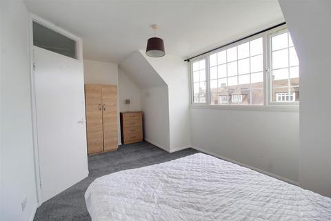 undefined, Bradmore Green, Brookmans Park AL9