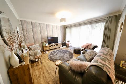 2 bedroom flat for sale, 631 Beverley Road, Hull