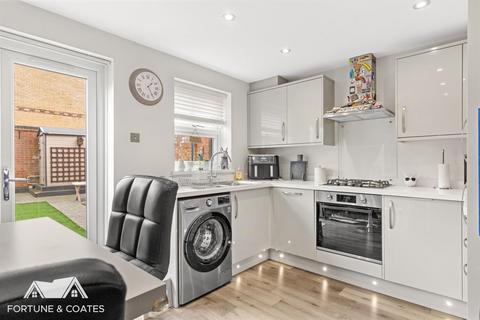 55 Albert Gardens, Church Langley, Harlow, CM17 9QF