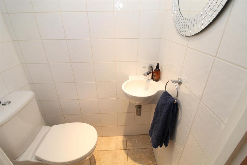Img 7984.jpg 3.jpg