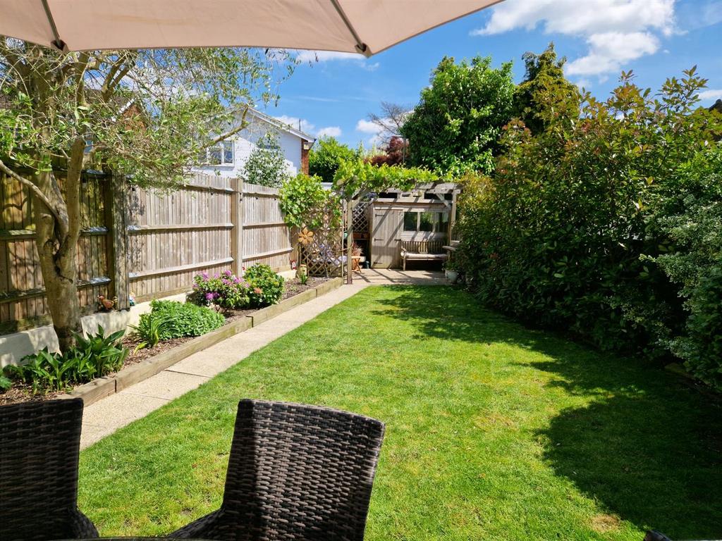 15 Oakmere Close, EN6 (7).jpeg