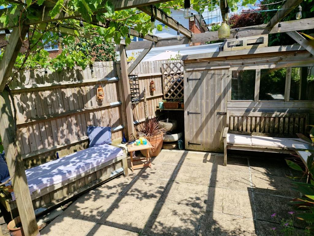 15 Oakmere Close, EN6 (8).jpeg