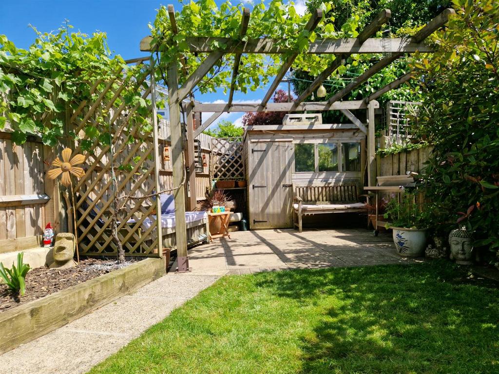 15 Oakmere Close, EN6 (3).jpeg