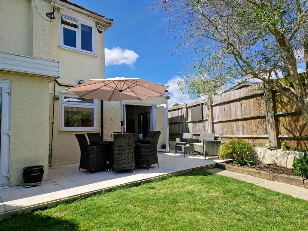 15 Oakmere Close, EN6 (2).jpeg