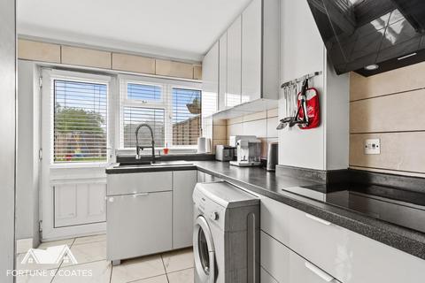 168 Rivermill, Harlow, CM20 1NZ