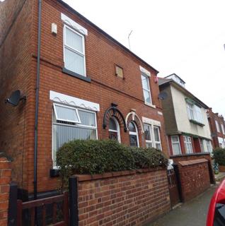 3 bedroom semi-detached house to rent, College Street, Long Eaton, NG10 4GE