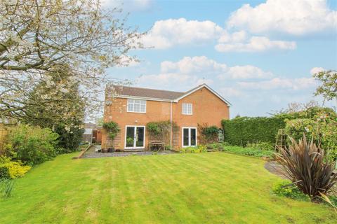 39 Kings Meadows, Sowerby, Thirsk, YO7 1PA
