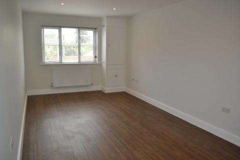 1 bedroom flat to rent, Firlex House, Farnham GU9