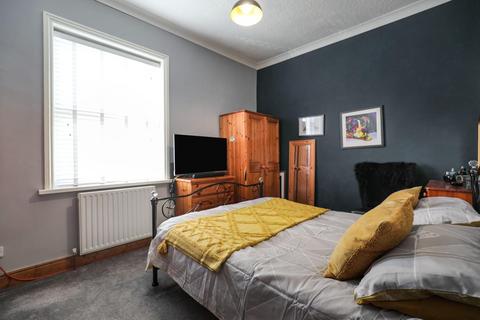 38 Albert Place, Harrogate, HG1 4QA