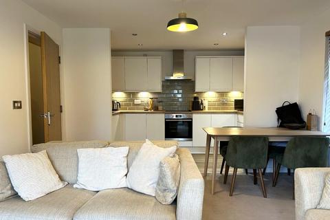 2 bedroom flat to rent, Bouverie Court, Leeds