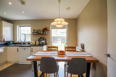2 Beech Drive, Trumpington, Cambridge, CB2 9PR