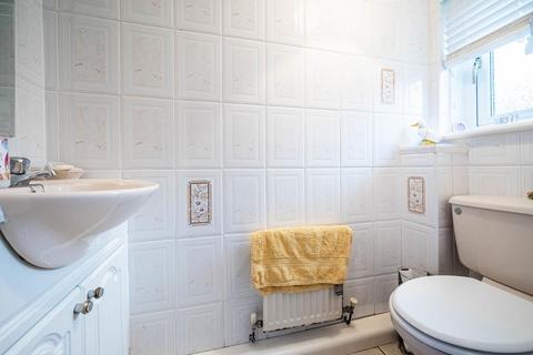 28 Ross Drive, Airdrie, ML6 9TX