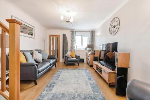 9 Deveron Way, York, YO24 2XH