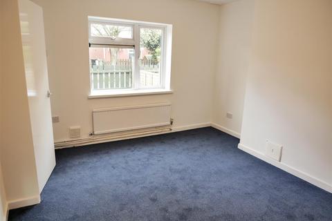 2 bedroom terraced house for sale, North End, Calne