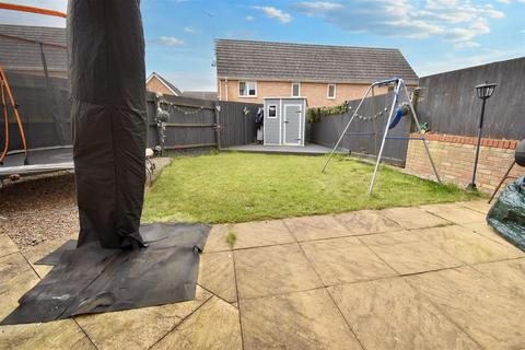 3 bedroom detached house for sale, Rochester Road, Corby NN18
