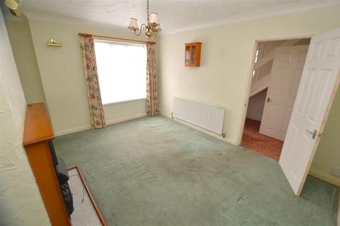 131 Ash Grove, Harefield, Uxbridge, UB9 6EZ