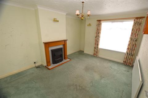 131 Ash Grove, Harefield, Uxbridge, UB9 6EZ