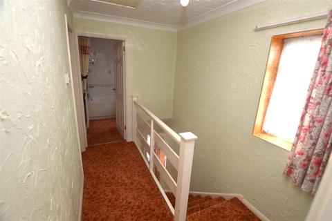 131 Ash Grove, Harefield, Uxbridge, UB9 6EZ