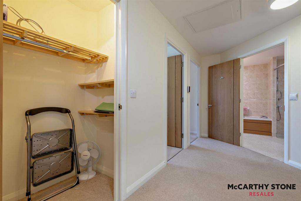 8592260-interior08-800.jpg