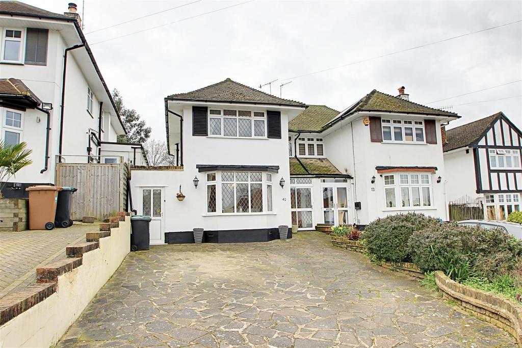 Hillcroft Crescent, Watford 3 bed semidetached house for sale £700,000