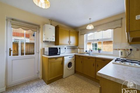 2 bedroom detached bungalow for sale, Tansy Close, Abbeymead, Gloucester