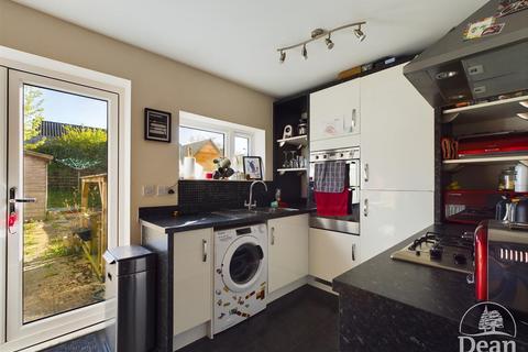 3 bedroom semi-detached house for sale, White Chapel Row, Cinderford