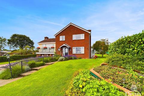 4 bedroom detached house for sale, Forest Road, Milkwall