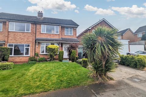 3 bedroom semi-detached house for sale, Berwyn Way, Nuneaton